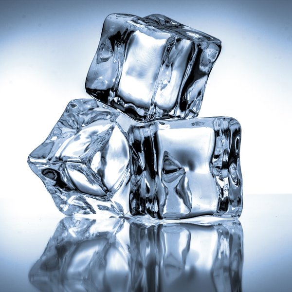 Glaçons à Paris : votre livraison fraîche en un clic !